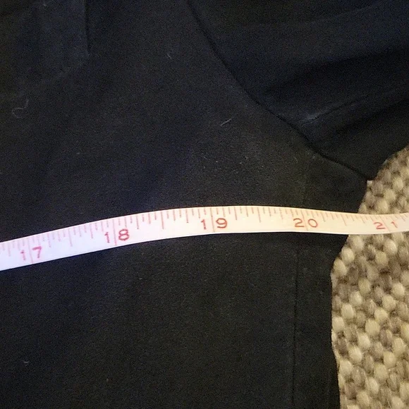 Black Blazer.suede. - Picture 9 of 13